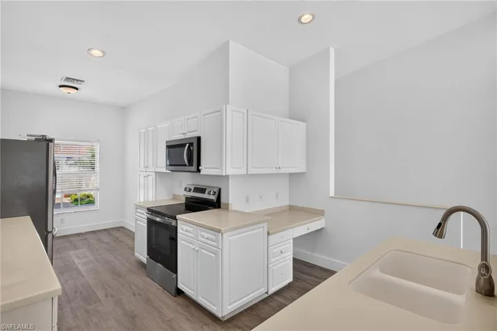 25058 Peacock Ln 202, Naples, Florida 34114