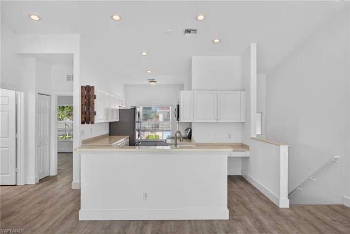 25058 Peacock Ln 202, Naples, Florida 34114