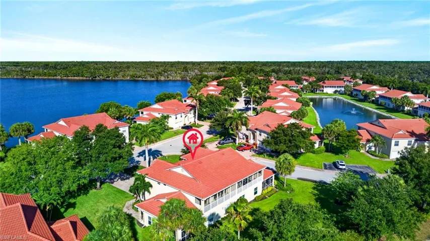 25058 Peacock Ln 202, Naples, Florida 34114
