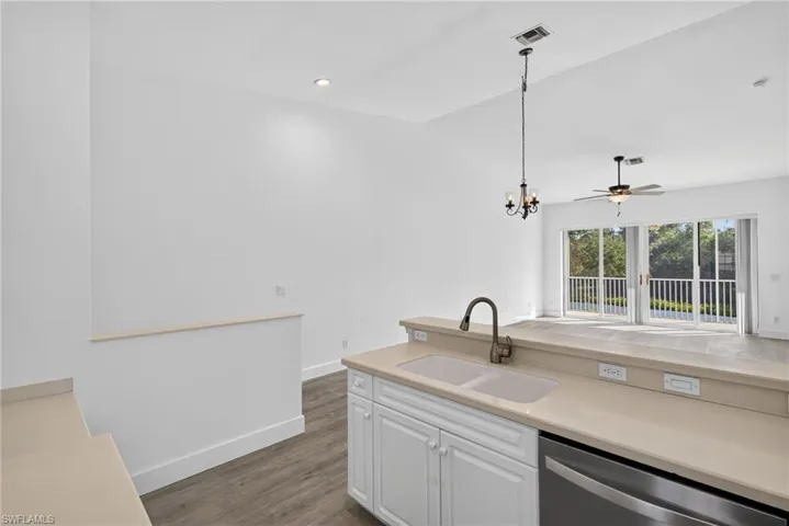 25058 Peacock Ln 202, Naples, Florida 34114