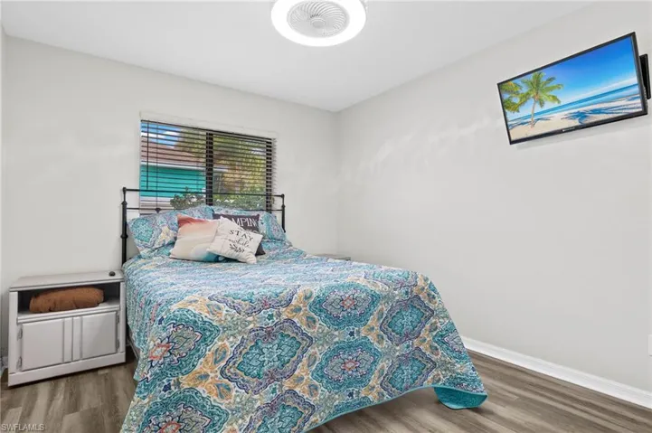 Guest bedroom