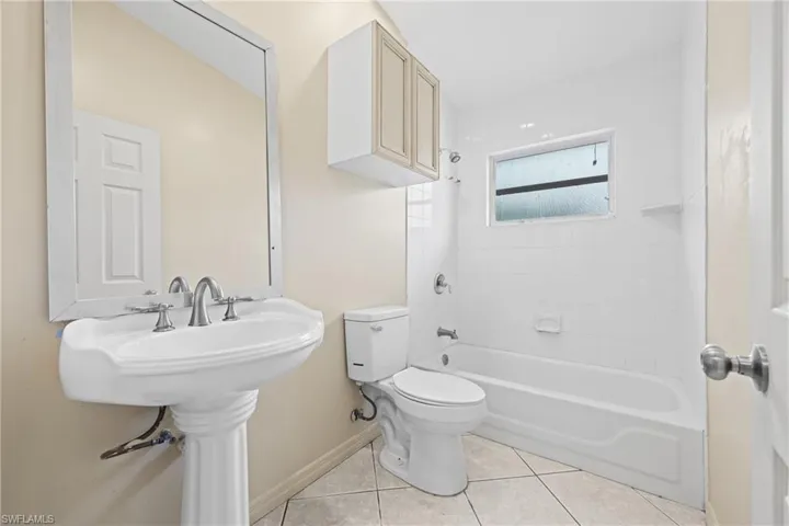 18500 Tampa Rd, Fort Myers, Florida 33967