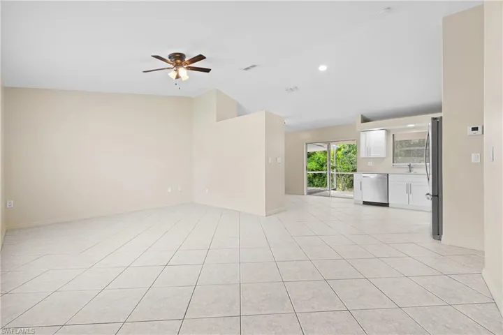 18500 Tampa Rd, Fort Myers, Florida 33967