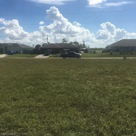 1811 Ne 17th Ter, Cape Coral, Florida 33909