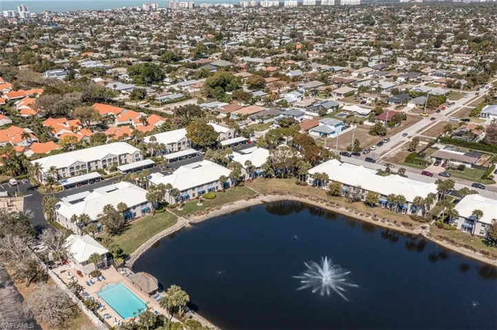 821 Gulf Pavilion Dr 206, Naples, Florida 34108