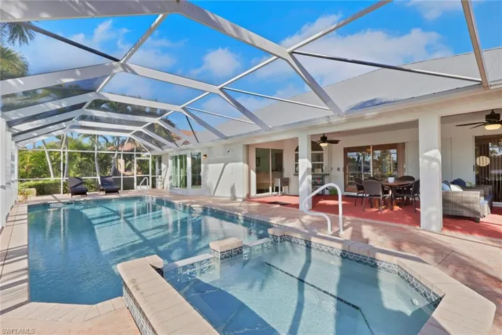 2562 Sw 27th Pl, Cape Coral, Florida 33914