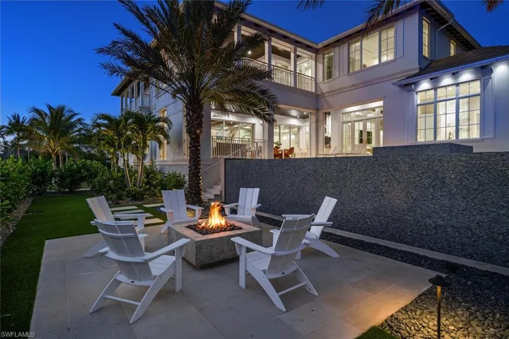 Night view firepit