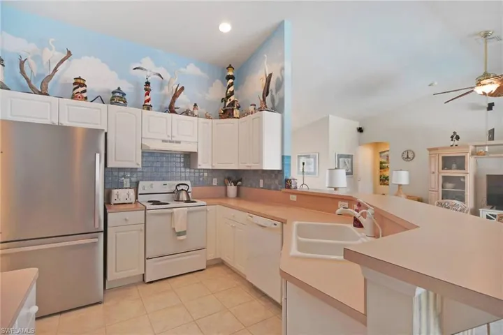 Large dining/snack bar that seats 4-5. All contents, furniture, accessories, dishes, linens, etc (minus personal exceptions) convey with sale.