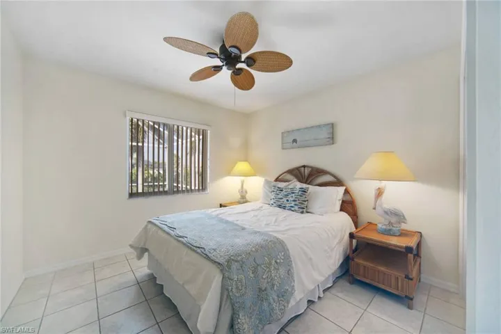 Guest bedroom-all furniture included