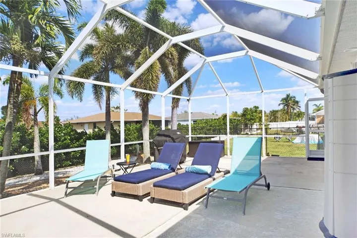One of the largest lanai's around!