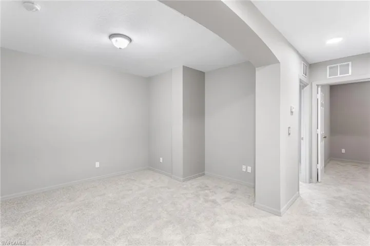 10030  Chiana  CIR, Fort Myers, FL 33905