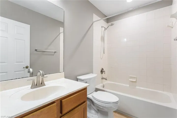 10030  Chiana  CIR, Fort Myers, FL 33905