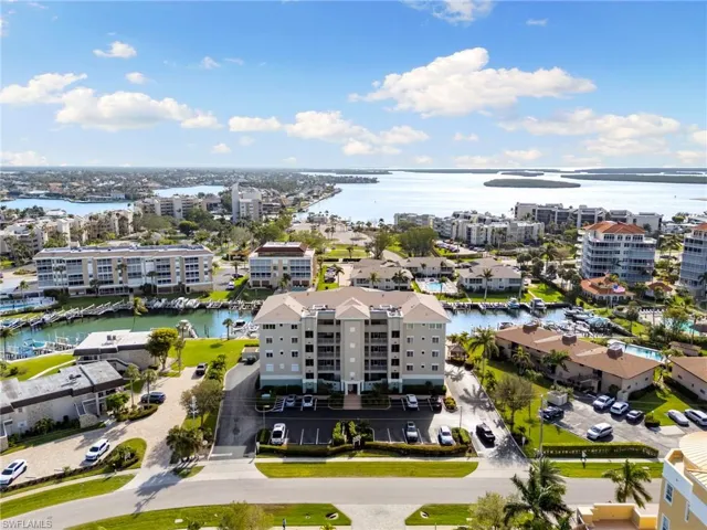 Ease of living with 3 bedrooms and your own boat dock.