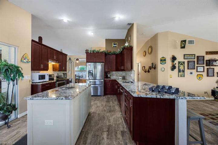 713 Milwaukee BLVD, LEHIGH ACRES FL 33974