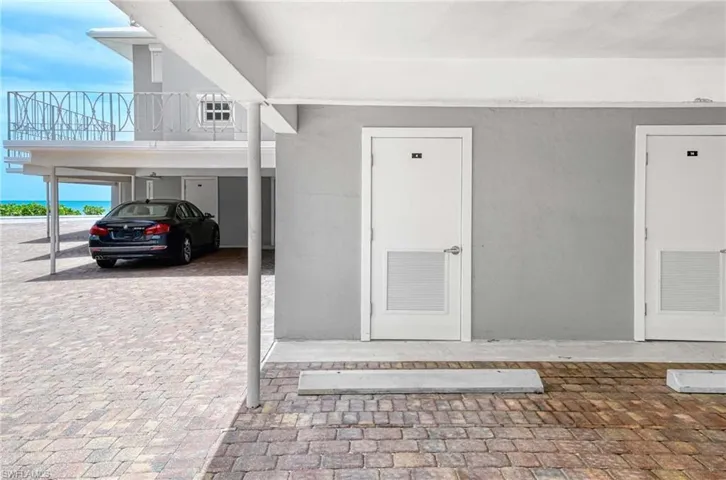 1851 Gulf Shore Blvd N 4, Naples, Florida 34102