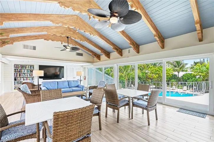 1851 Gulf Shore Blvd N 4, Naples, Florida 34102