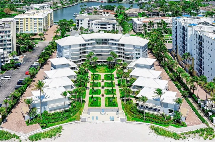 1851  Gulf Shore N BLVD, Naples, FL 34102