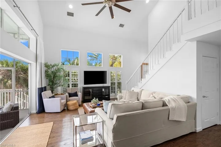 1286 Rainbow Ct, Naples, Florida 34110