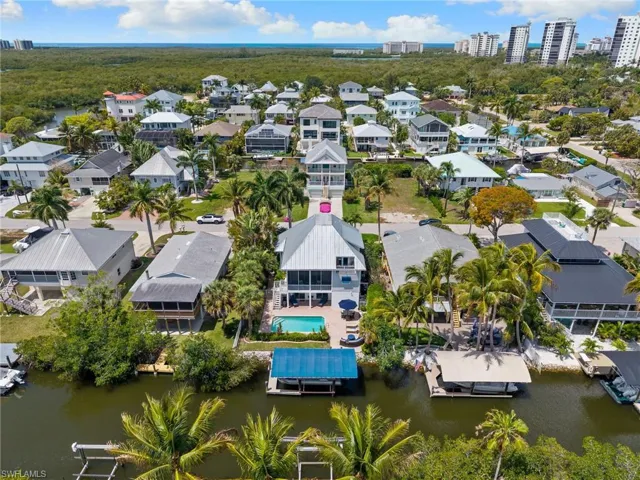 1286 Rainbow Ct, Naples, Florida 34110