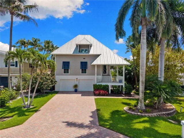 1286 Rainbow Ct, Naples, Florida 34110