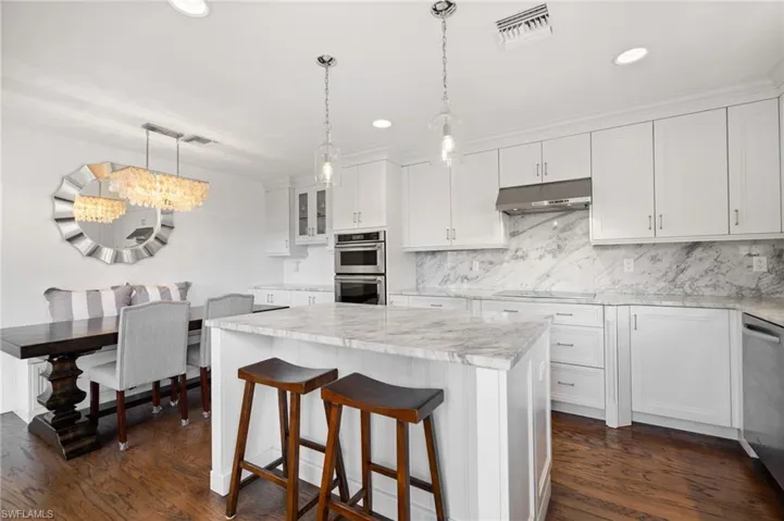 1286 Rainbow Ct, Naples, Florida 34110