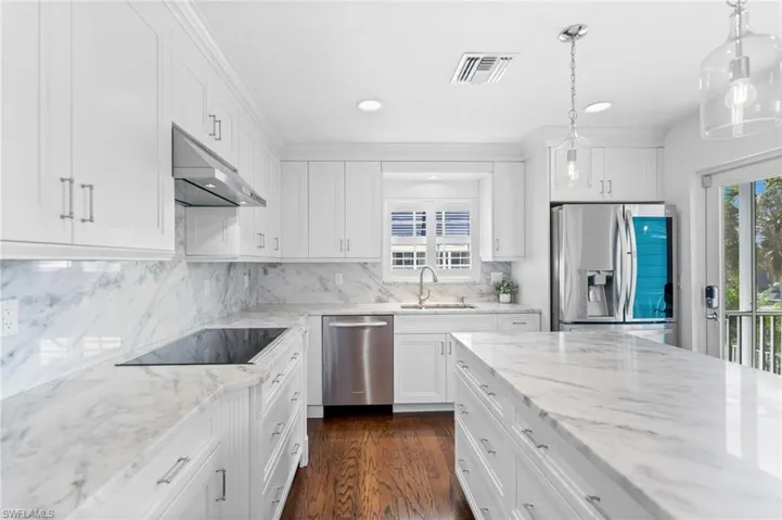 1286 Rainbow Ct, Naples, Florida 34110