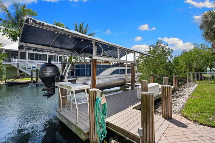 1286 Rainbow Ct, Naples, Florida 34110