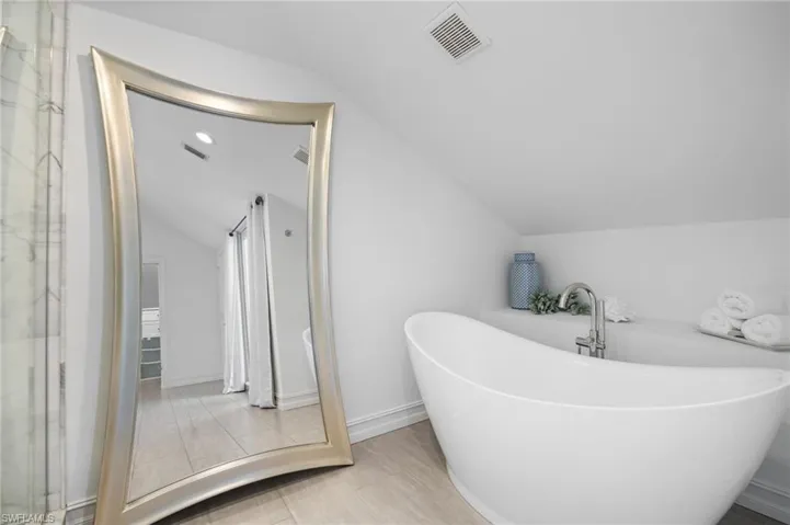 1286 Rainbow Ct, Naples, Florida 34110