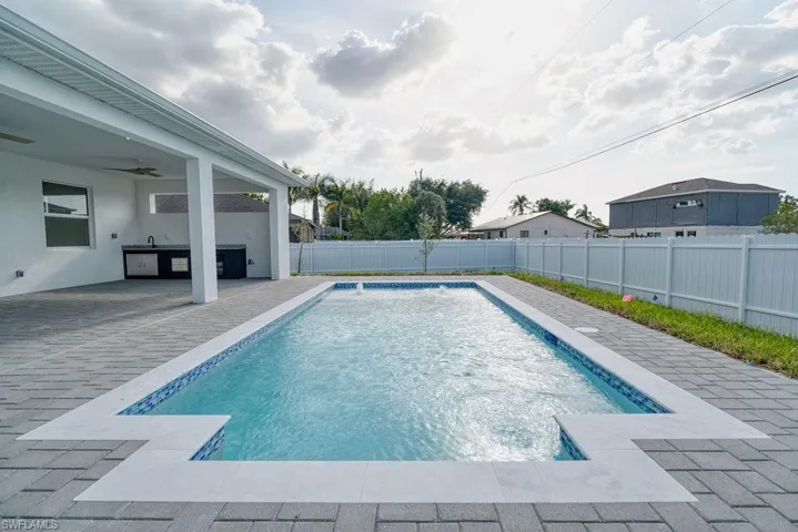 719 SW 6th  ST, Cape Coral, FL 33991