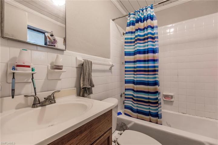 2643-2651  Lafayette  ST, FORT MYERS, FL 33916