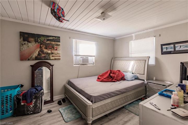 2643-2651  Lafayette  ST, FORT MYERS, FL 33916