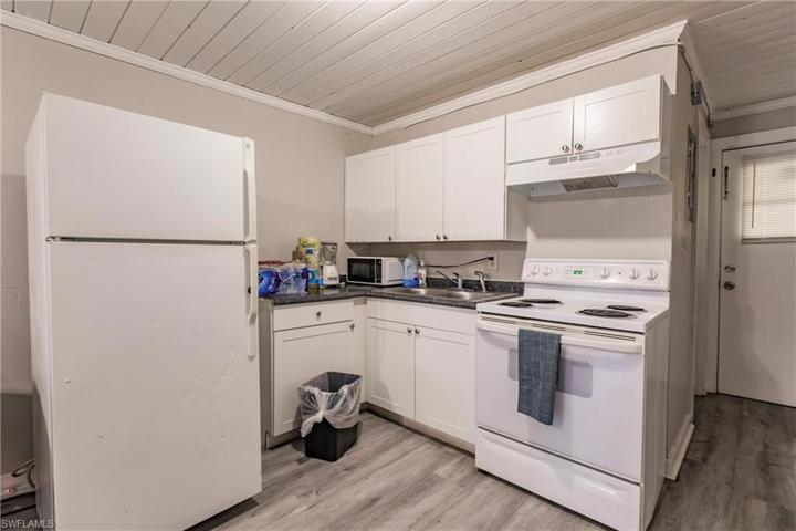2643-2651  Lafayette  ST, FORT MYERS, FL 33916