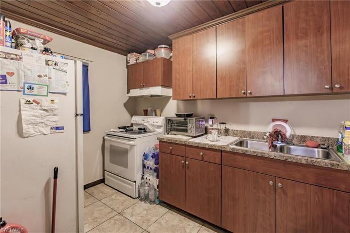 2643-2651  Lafayette  ST, FORT MYERS, FL 33916