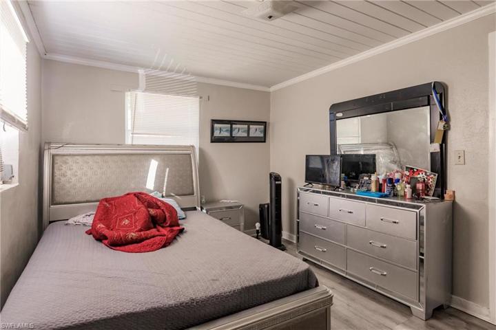 2643-2651  Lafayette  ST, FORT MYERS, FL 33916