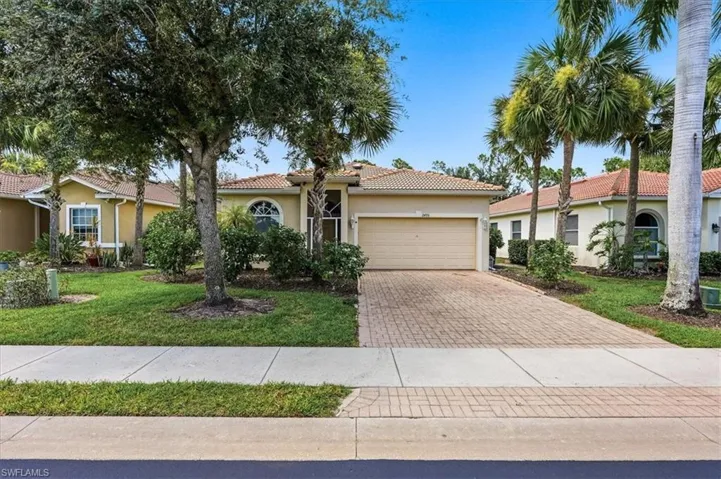 2493 Keystone Lake Dr, Cape Coral, Florida 33909