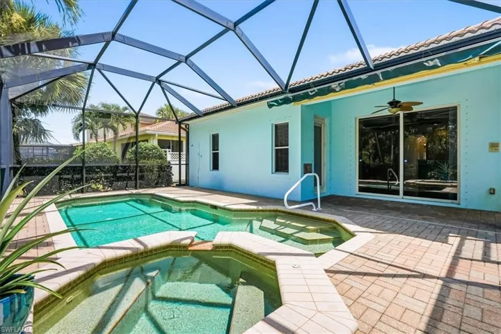 2493 Keystone Lake Dr, Cape Coral, Florida 33909