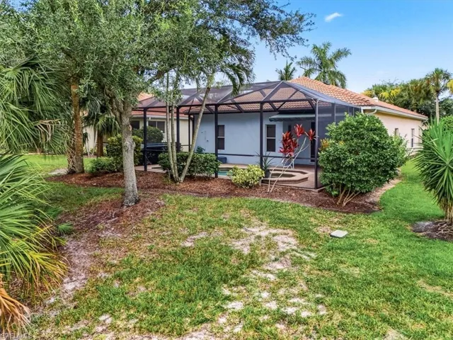2493 Keystone Lake Dr, Cape Coral, Florida 33909