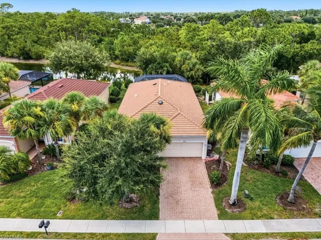 2493 Keystone Lake Dr, Cape Coral, Florida 33909