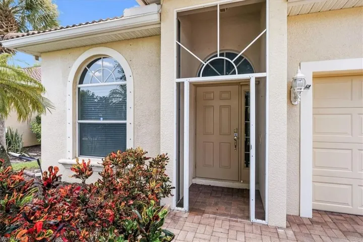2493 Keystone Lake Dr, Cape Coral, Florida 33909