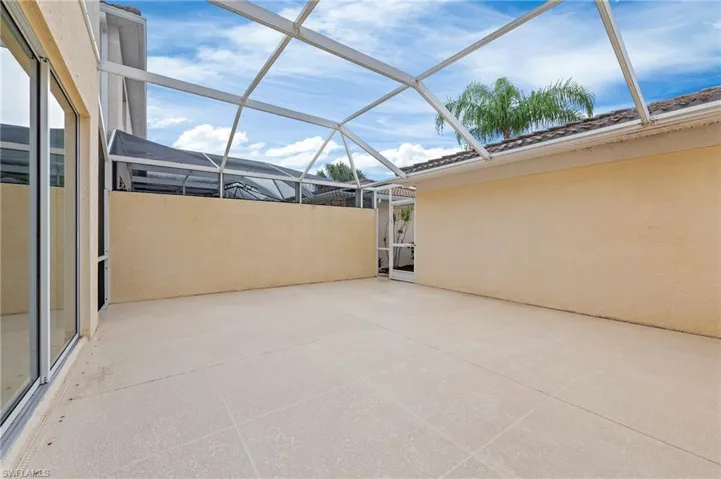 15021 Auk Way Bonita Springs FL 34135 - Screened patio