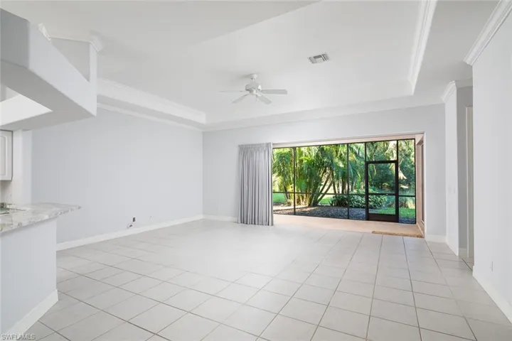 4368  Kensington High  ST, Naples, FL 34105