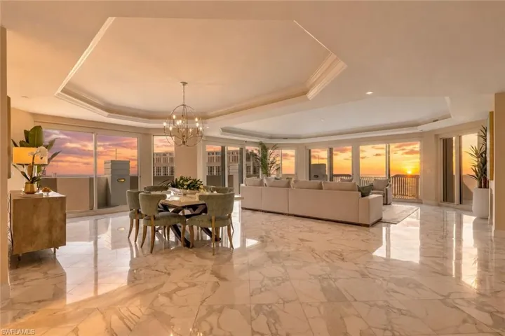 7117 Pelican Bay Blvd 16, Naples, Florida 34108