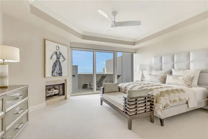 7117 Pelican Bay Blvd 16, Naples, Florida 34108
