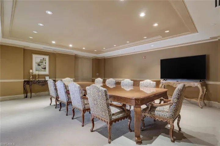 7117 Pelican Bay Blvd 16, Naples, Florida 34108