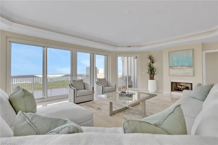 7117 Pelican Bay Blvd 16, Naples, Florida 34108
