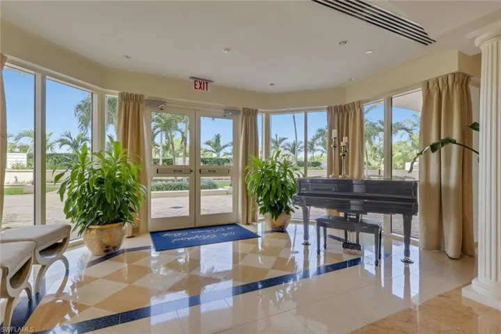 7117 Pelican Bay Blvd 16, Naples, Florida 34108