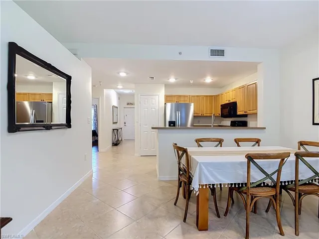 4500 Botanical Place Cir 102, Naples, Florida 34112