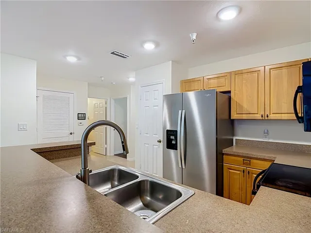 4500 Botanical Place Cir 102, Naples, Florida 34112