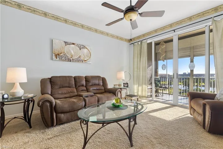 14771  Hole In 1  CIR, Fort Myers, FL 33919