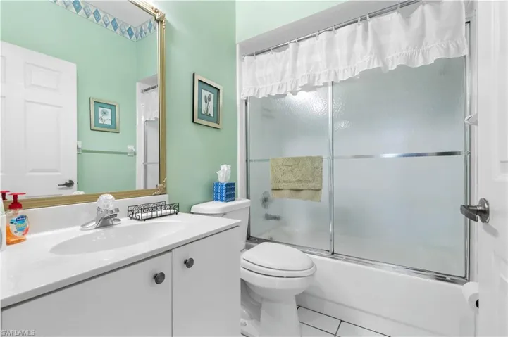 14771  Hole In 1  CIR, Fort Myers, FL 33919
